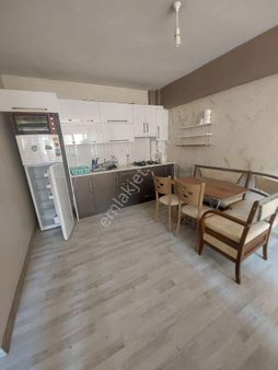 Doğru Gayrımenkulden Turan Mahallesinde Eski Vergi Dairesi Karşışı 1+1 Kiralık Daire