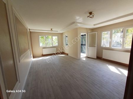 İnönü Caddesi Göztepe Metro Yakını Lüks Satılık Daire