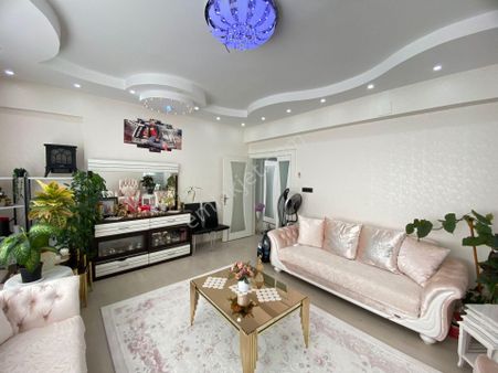 Mega Gayrimenkul'den Beykent'te 3+1 Ultra Lüx Satılık Daire...