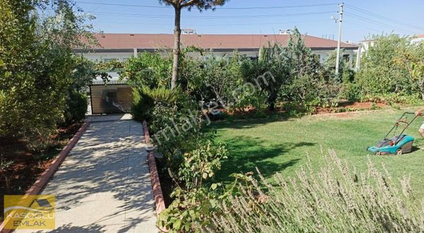 Doğa Park Villalarında Satılık 950 Metrekare Arsalı Villa