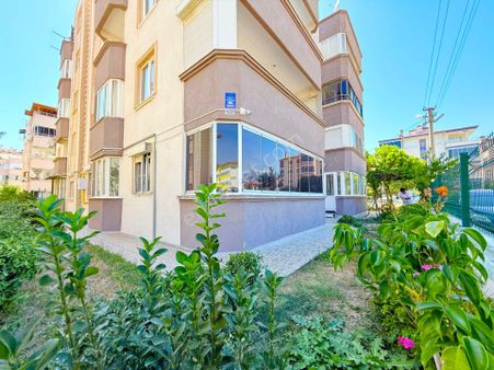 ▶ ▶akçay Körfez'den Bahçe Kullanımlı Merkezi Konumda 2+1 Satılık Daire