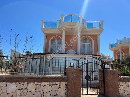 Didim Yeşilkent’te 3.5+1 Kiralık Villa