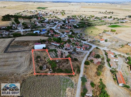 Atlas Grup Gayrimenkulden Köy İçerisinde İmarlı Satılık Arsa