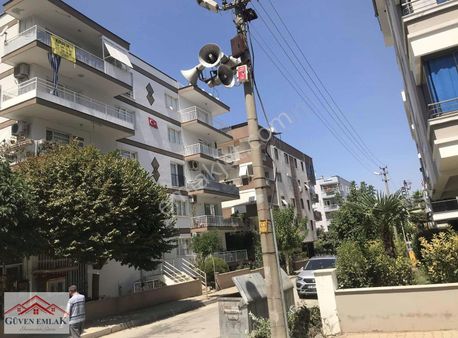 Güven Emlaktan Tire De Köşe Konumlu 3+1 Kiralık Daire