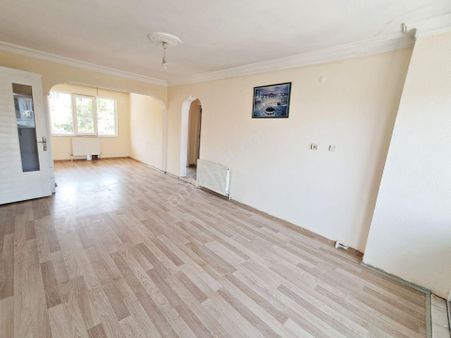 Kz Grup'tan Asmalıevlerde Arakat 2+1 120 M2 Boş Kiralık Daire