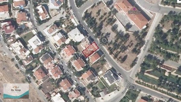 Çiğli'de Şehrin Merkezinde İmarlı 308 M2 Arsa