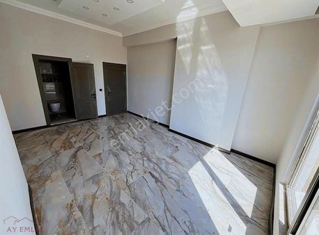 Kampanya Normal Daire Fiyatına Havuz Cepheli Bahçe Dubleksi