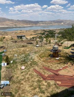 Erkilet/çevril/baraj Manzaralı Evli Bağ