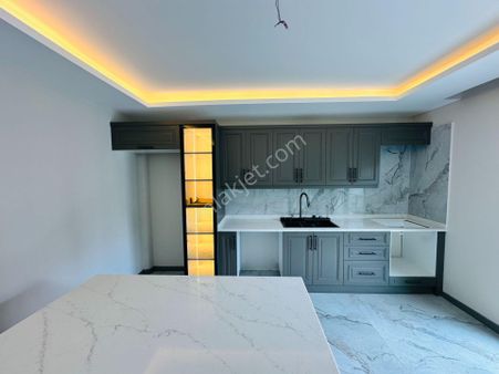 Atabey'den Çınarlıda 550 M2 Arsa İçerisinde 4+1 Dublex Satılık İkiz Villa