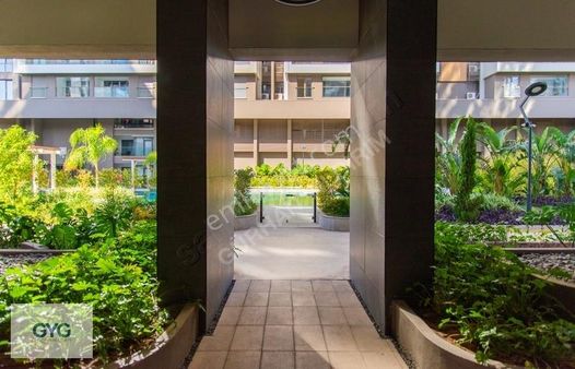 Terra Manzarada Yüksek Katta Satılık 3+1 Lüks Daire