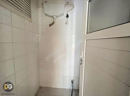 Çekirge Meydanına Çok Yakın Boyalı 2+1 Ara Kat Satılık Daire