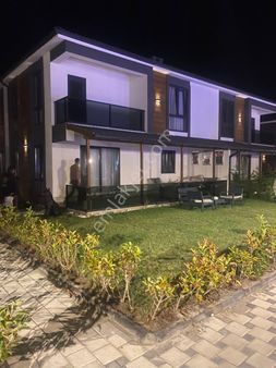 Balıkesir / Avşa Adasında Satılık Villa
