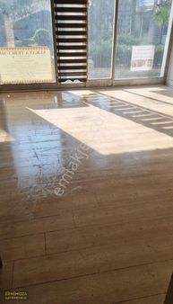 Eski Valilik Civarı İşhanı İçerisinde Satılık Ofis