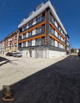 Poyraz Emlak'tan 71 Evler Mah. Kafkas Cd Yakını 5+2 Dublex Daıre