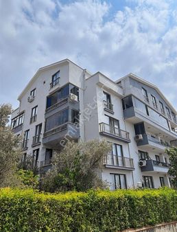 Beşevler Beykent Sitesinde 4+1 Dubleks Satılık Daire