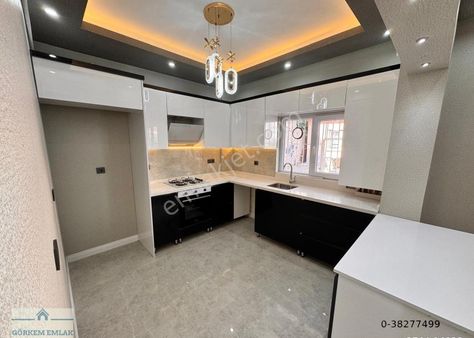 Görkem'den Cadde Paraleli 2+1+amerikan Mutfaklı Düz Giriş Ultra Lüx Mantolamalı