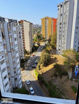 Başakşehir Vadipark Evleri Sitesinde Satılık Boş 2+1 Daire