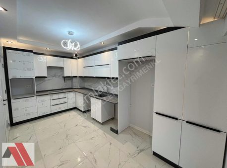 Sümbüller'den Birlik 2 Yakını İskanlı Teraslı Modern 200m2 4+1