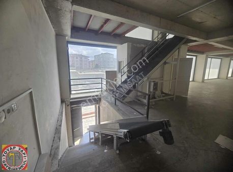 Toyap İnş Uğurmumcu 600 M Asma Katlı Giriş Her İşe Uygun Kiralık