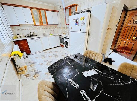 Kanaat'ten Hürriyet Cadde Üzeri 3+1 Ön Cephe Üst Kat