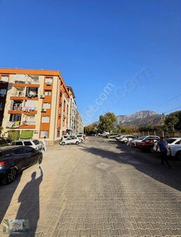 Akman Gayrimenkul'den 50.yıl Mah Satılık 3+1 Arakat Daire