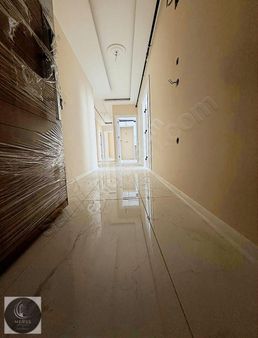 Sultanbeyli Adil Mah. De 140 M2 3+1 Dairemiz Satılıktır