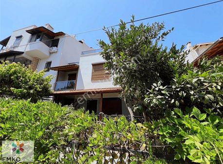 Çukuraltı Deniz Tarafı Geniş Oturumlu Masrafsız Villa!!!