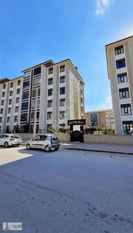 Onur Emlak Şehir Hastanesi Adliye Ktü Yakını Arakat Daire