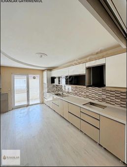 Barıştepe Mah. Ara Katta Asansörlü Yapılı 4+1 Kiralık Daire