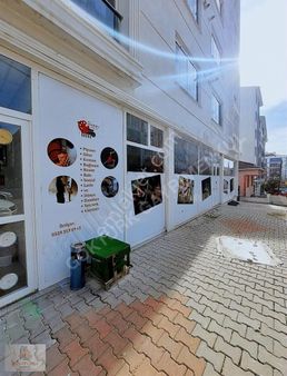 Muhittin'de Yatırımlık Satılık Dükkan Sanat Merkezi Kiracılı