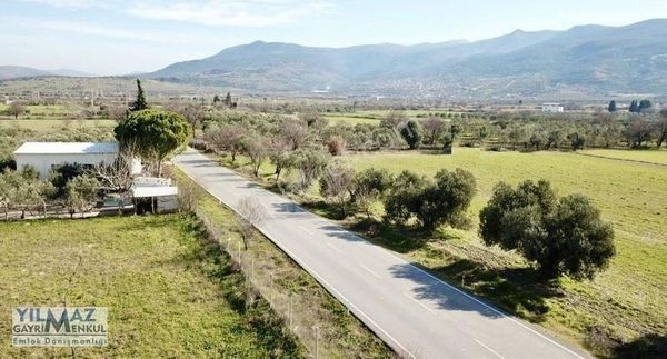 Asfalt Yola Sıfır Mükemmel Konumda Yatırımlık Tarla