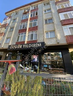 İstasyon'da Cadde Üzeri Doğa Manzaralı Kiralık Daire