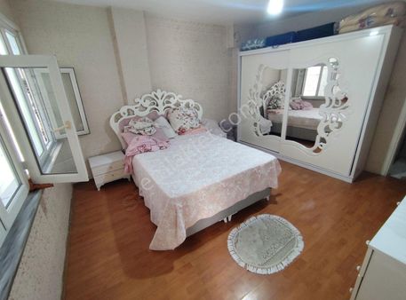 2+1 90m² 3.kat Hisseli Daire Esentepe Mh Ahmet Yesevi Cdsi Cephe