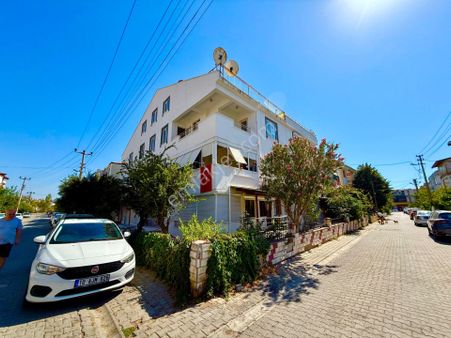 ▶ ▶akçay Körfez'den Denize Bir Sokak Ön Cephe 2+1 Satılık Daire