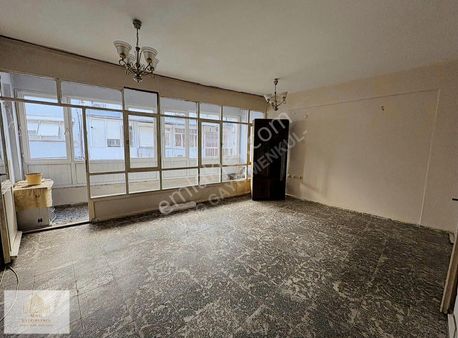 Msg'den Mithatpaşa Cadde Yakını Ara Kat 3+1 Çift Cephe Daire