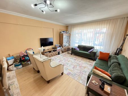 Aşağı Eğlence Yakını 3+1 Bağımsız Salon Ön Cephe Yapılı Orta Kat