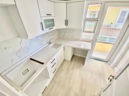 Olcaysu'dan Ara Kat , Ön Cephe Satılık 2+1 Daire