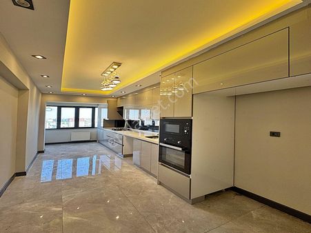 Cadde34 Yapı'dan Barış Mahallesinde 3+1 Full Dekorlu Metrobüse Yürüme Mesafesinde Satılık Daire!!!!