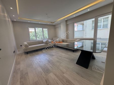 As Emlak Tan 2+1 Minibüs Caddesi Üzeri Yenilenmiş Kısmi Eşyalı Lüx Daire