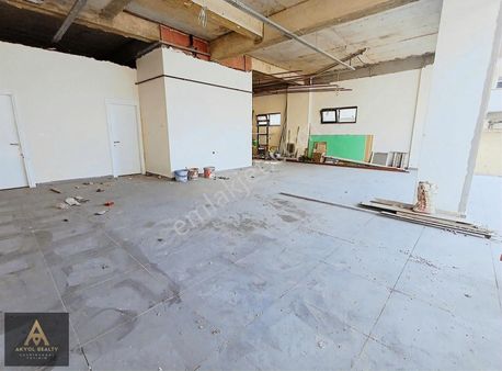Dumlupınar'da 110 M2 Yüksek Giriş Dükkân