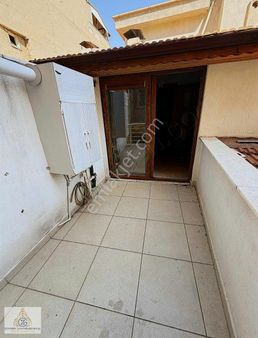 Çınarda Kamu Kurumlarına Yakın Teraslı Lüks Ofis.....