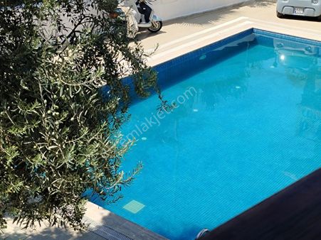 Bitez Yalısında Eşyalı Kiralık Daire.