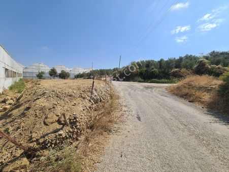 D40karayoluba2. Parsel 2700 M2 Si Ticari İmarlıimarla Sınır Uygun Depo Ticari Parse