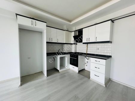 Atakumda Tramvaya Cephe Binada Kiralık Daire