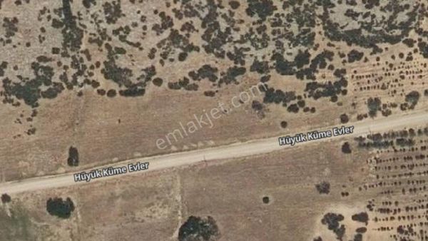 Acil Satılık Burdur Yeşilova Yarışlı Köyünde 1.693 M² Müstakil Tarla