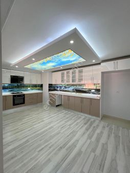 Atapark Açık Pazarı Yakını 4+1 Ferah Daire!