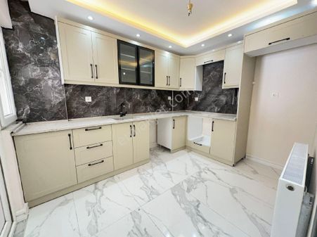 Bilginoğlu Emlak'tan Alaybey Mahallesinde 3+1 Yüksek Zemin