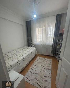 Satılık Yüksek Giriş Çok Temiz