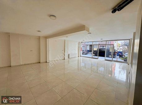 Ünüvar Emlak Gayrimenkul'den Çarşı Merkezde Acill Satılık Dükkan