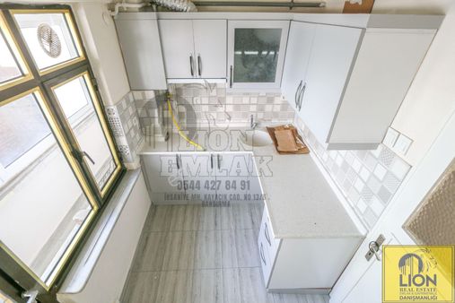 🟨⬛ Bandırma Sunullah Mahallesi'nde Satılık 2+1 Arakat Daire⬛🟨